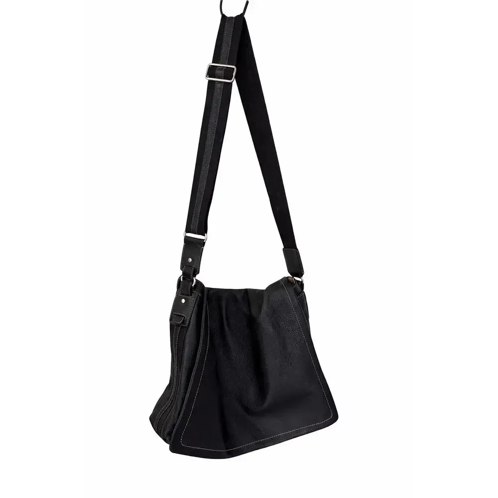 Levenger Black Leather Laptop Messenger Bag Plaid‎ Lined Quiet Luxury Officecore